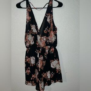 AUDREY 3 + 1 BLACK FLORAL ROMPER SIZE MEDIUM
